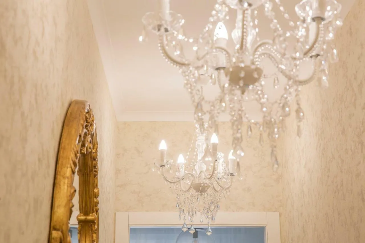 Crys: Apartments, Holiday, Business, Blu Verona